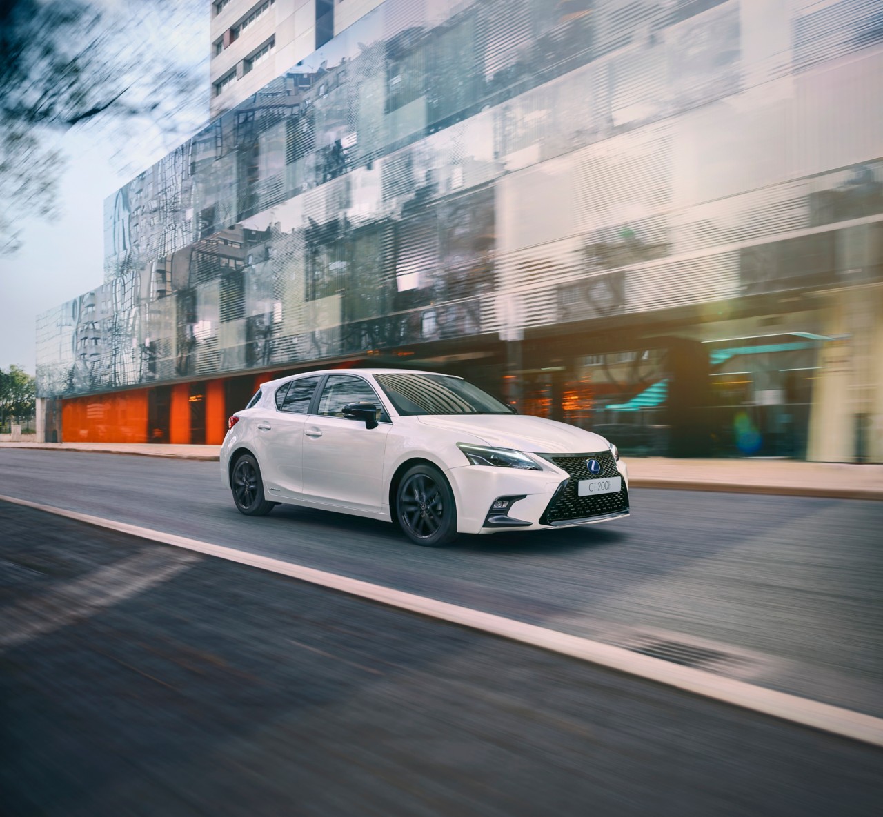 Lexus ct voorkant wit