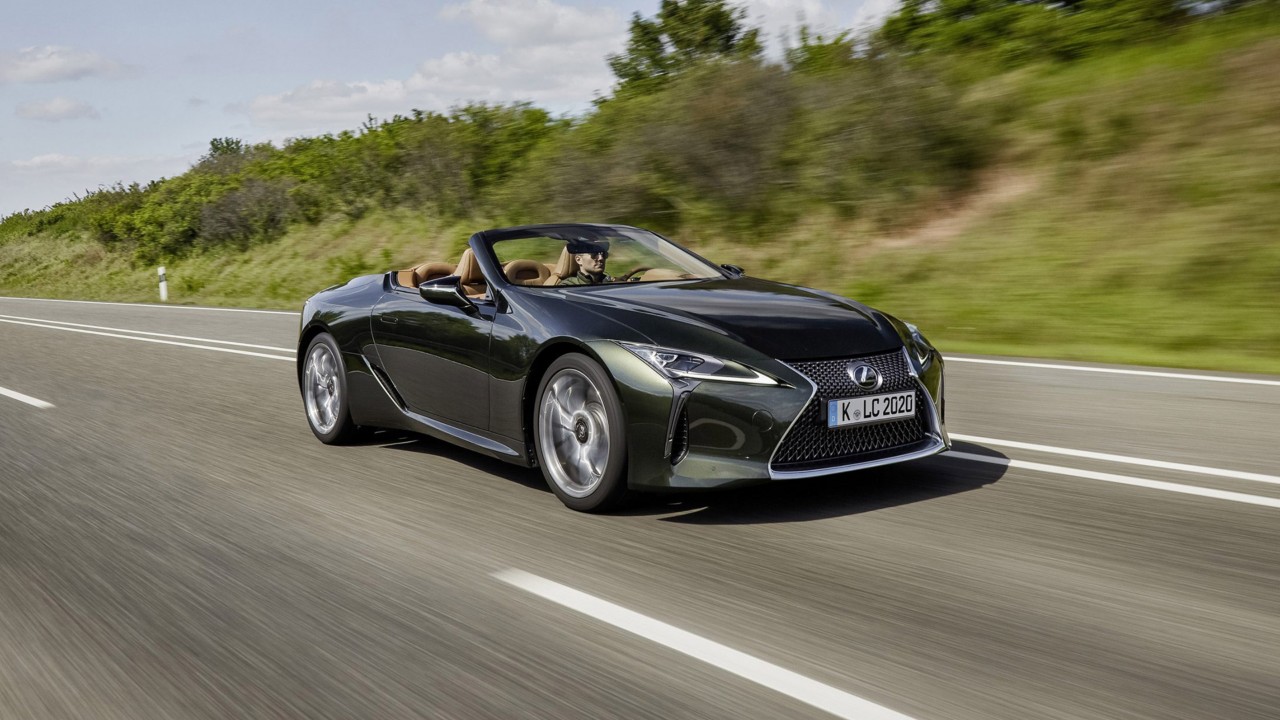 01-Lexus-LC-500-Convertible-beste-open-auto-volgens-carwow-scaled-hero_tcm-3168-2172380