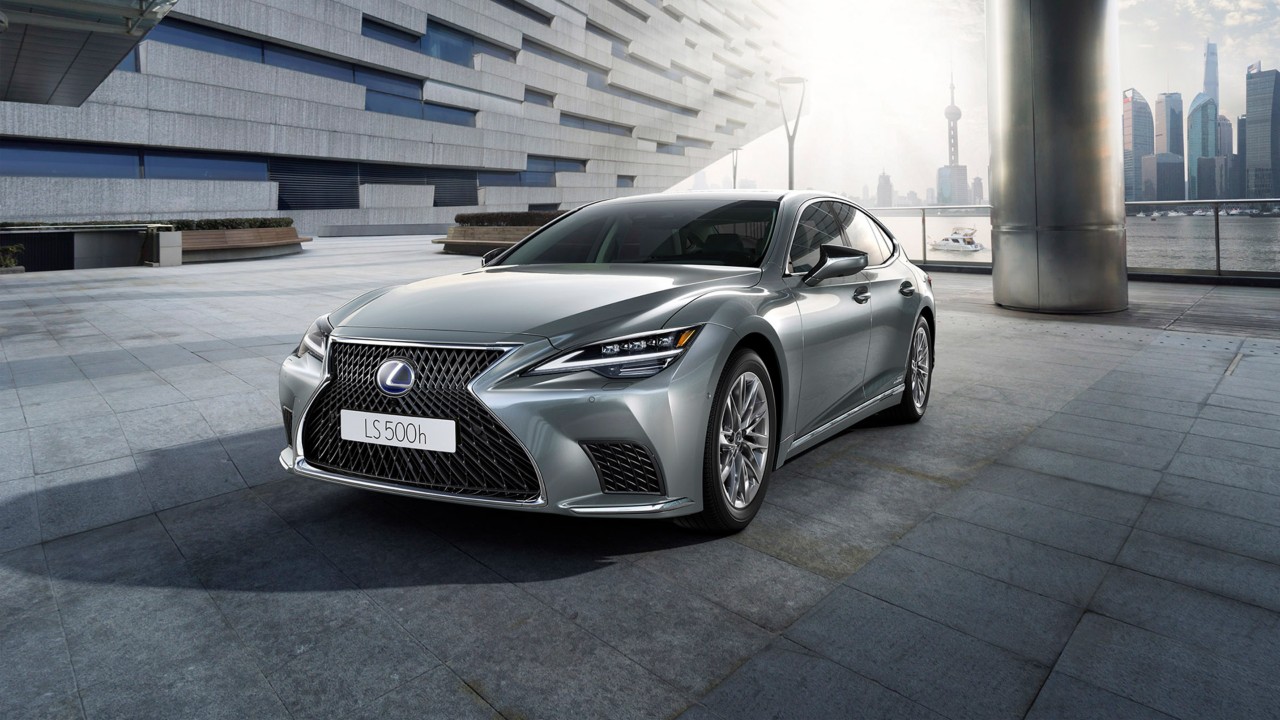 Nieuwe Lexus LS 500h: ultiem soepel accelereren