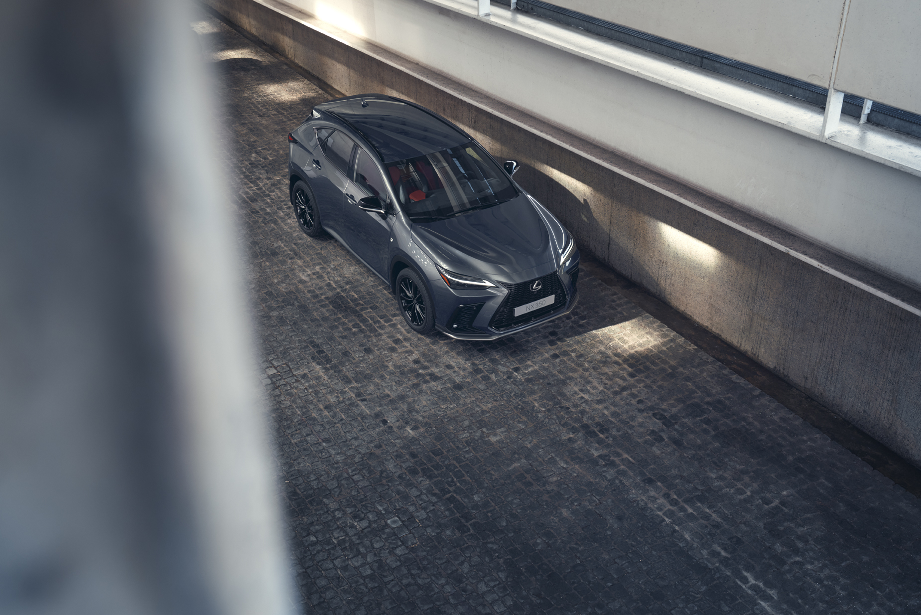 Lexus-exterieur-NX-boven-aanzicht