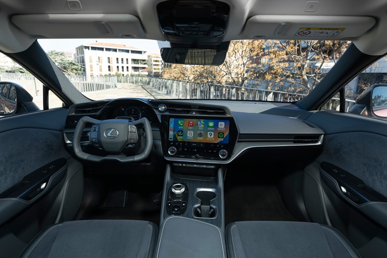 Lexus, interieur, RZ, 450e, dashboard