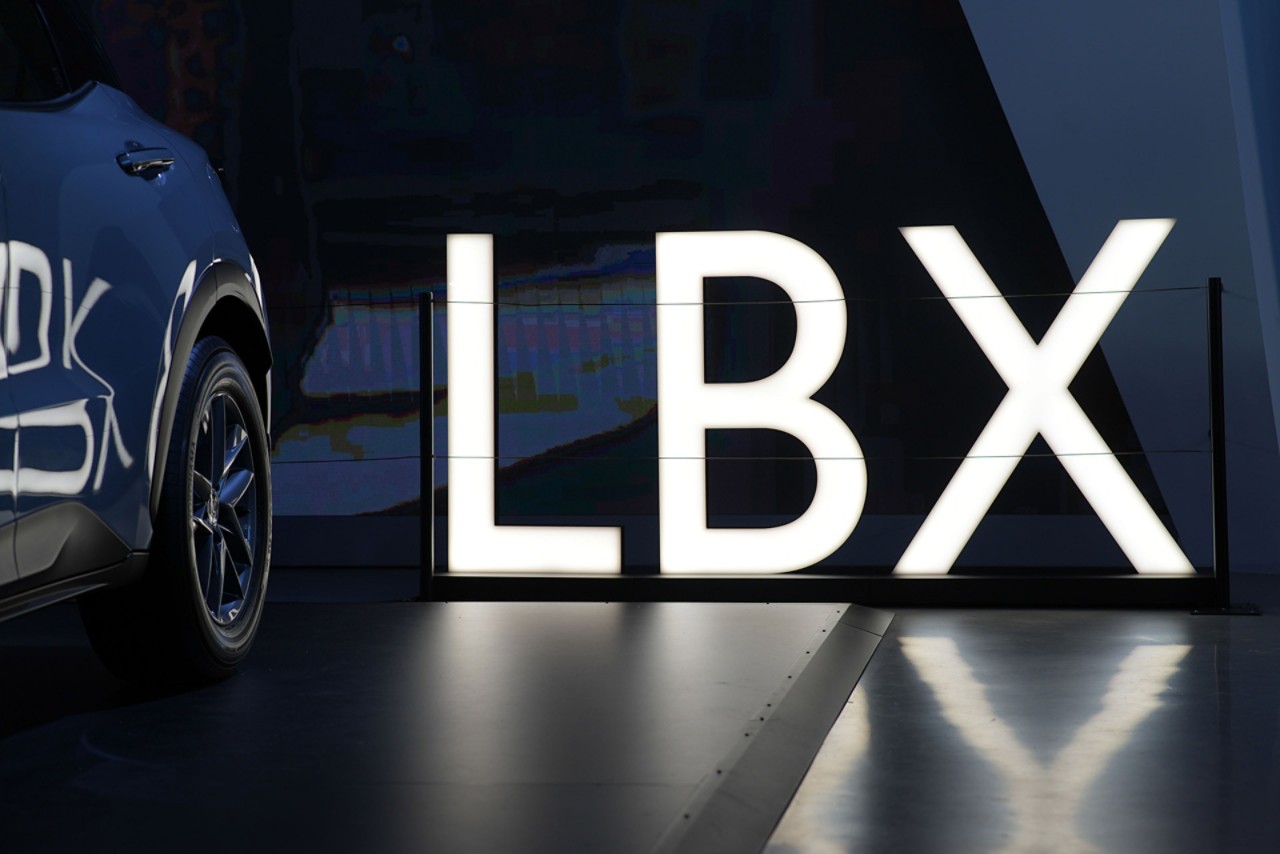 Lexus, LBX, Touch & Feel