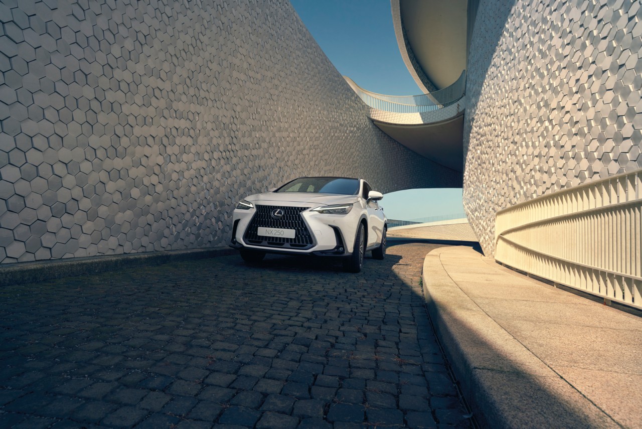 Lexus, ux, wit