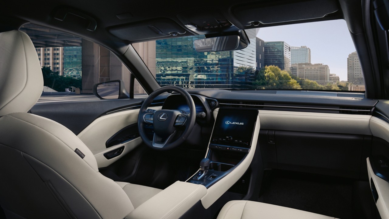 Lexus LBX voorkant interieur
