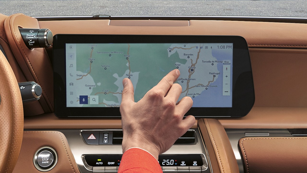 Extra groot 12,3'' touchscreen Lexus LC