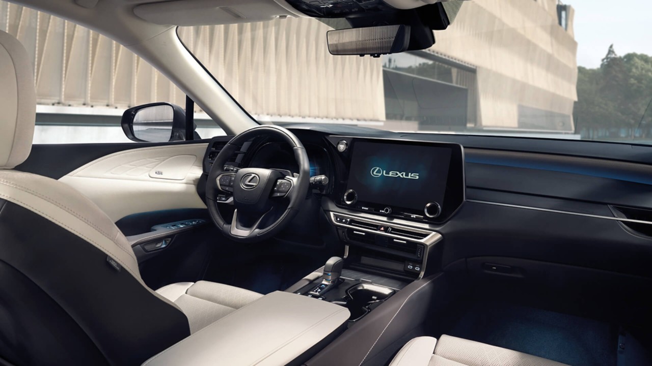 Lexus RX voorinterieur