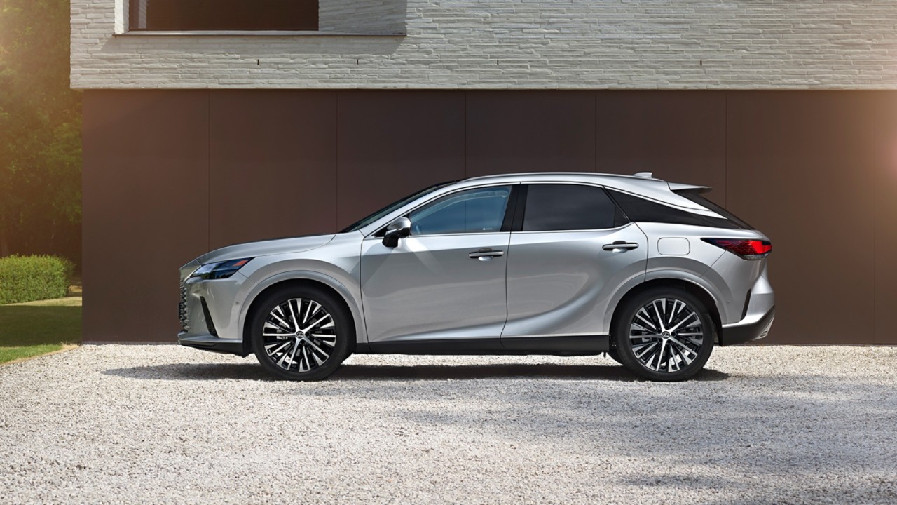 dxp-2022-lexus-rx-world-premiere-gallery-exterior-06-1920x1080