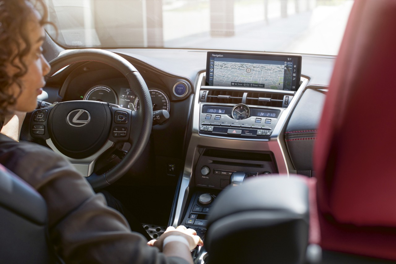 Cockpit van een Lexus NX